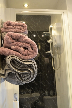 Imagen de la habitación del Hotel Chyheira. Foto 18