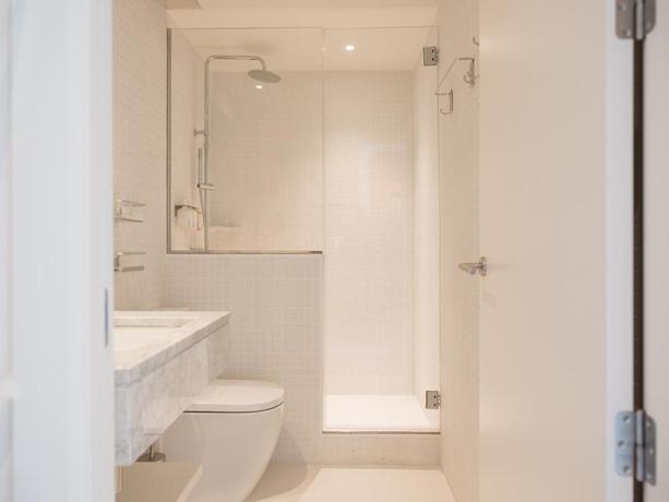 Imagen de la habitación del Hotel C&iacute;rculo Condal. Foto 8
