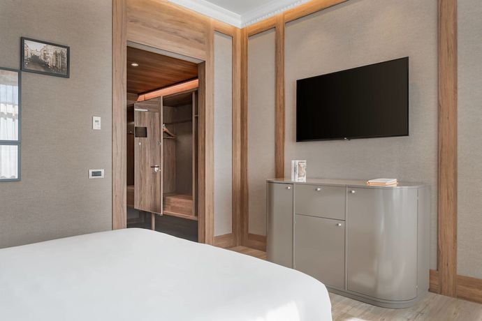 Imagen de la habitación del Hotel Círculo Gran Vía, Autograph Collection - Adults Only. Foto 7