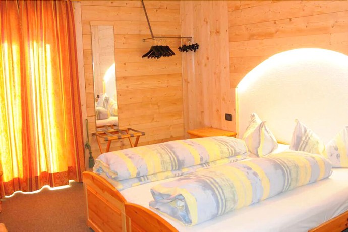 Imagen de la habitación del Hotel Ciamol. Foto 8