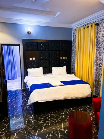 Imagen de la habitación del Hotel Ciara Jo and Suites. Foto 8