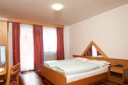 Imagen de la habitación del Hotel Ciasa Roby. Foto 5