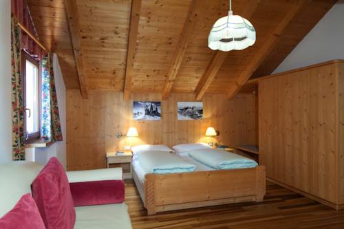 Imagen de la habitación del Hotel Ciasa Roby. Foto 9