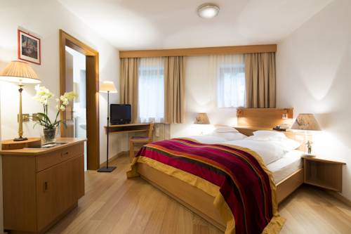 Imagen de la habitación del Hotel Ciasa Roby. Foto 10