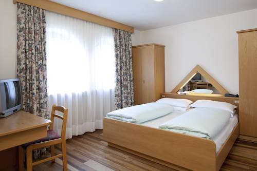 Imagen de la habitación del Hotel Ciasa Roby. Foto 16