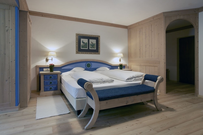 Imagen de la habitación del Hotel Ciasa Salares. Foto 4