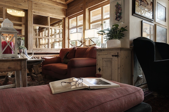 Imagen de los interiores del Hotel Ciasa Salares. Foto 16