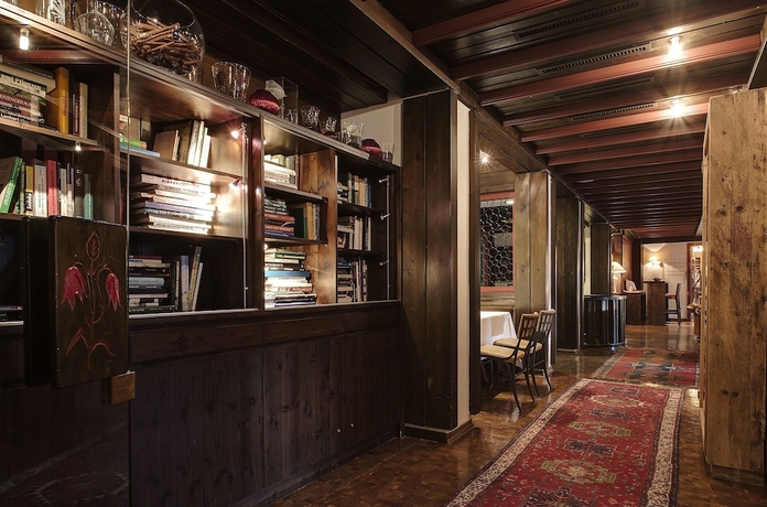 Imagen de los interiores del Hotel Ciasa Salares. Foto 17