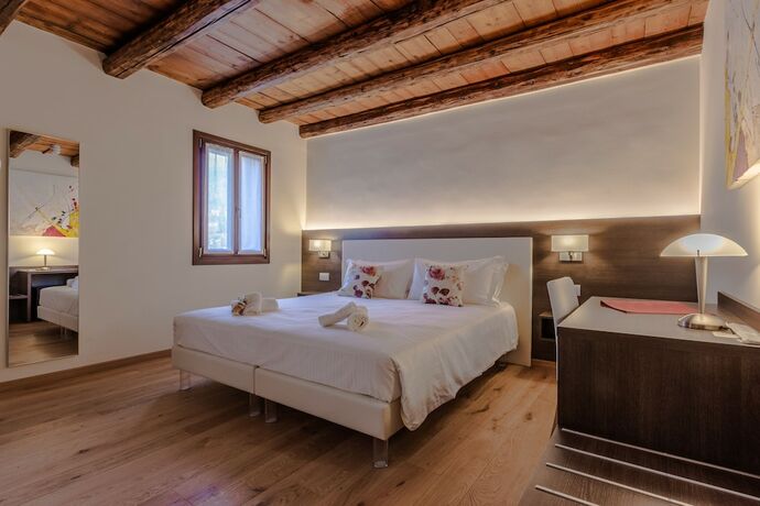 Imagen de la habitación del Hotel Ciasa de Gahja. Foto 20