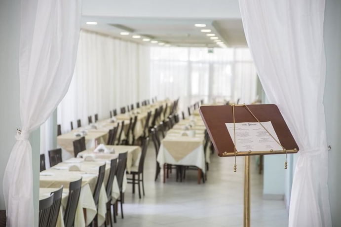 Imagen del bar/restaurante del Hotel Ciccio. Foto 4