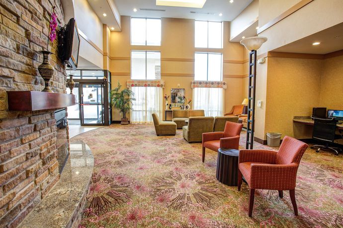 Imagen de los interiores del Hotel Cicero Grand - Syracuse North. Foto 17