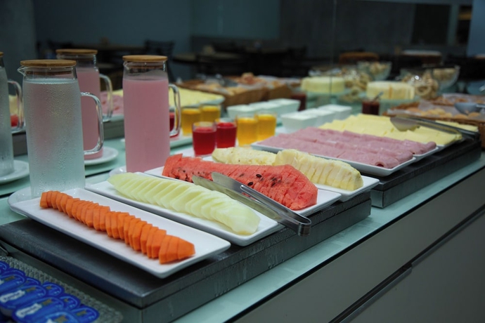 Imagen del bar/restaurante del Hotel Cidade, Arax&aacute;. Foto 4