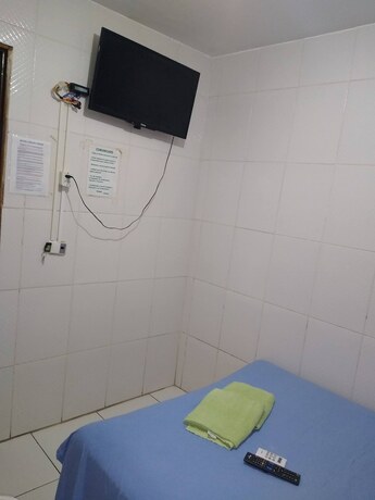 Imagen de la habitación del Hotel Cidade Verde Econ&ocirc;mico. Foto 16