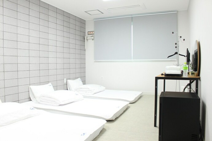 Imagen de la habitación del Hotel Ciel Mini. Foto 23