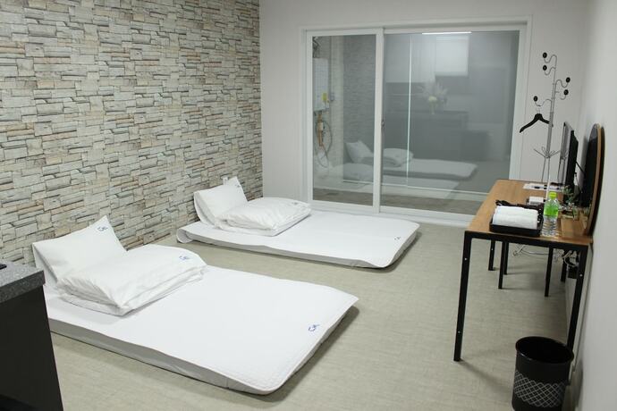 Imagen de la habitación del Hotel Ciel Mini. Foto 33