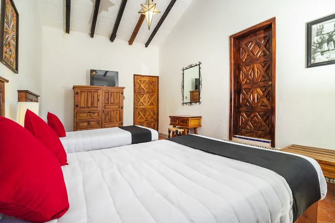 Imagen de la habitación del Hotel Cielito Lindo Taxco. Foto 17