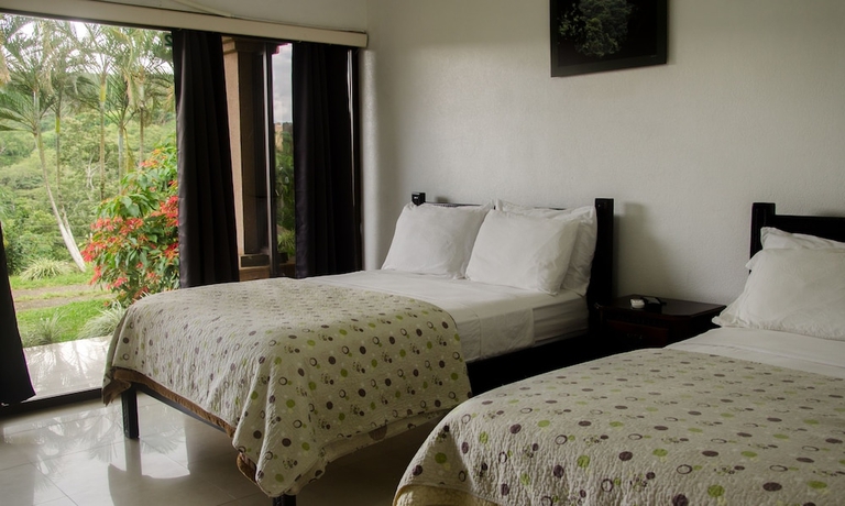 Imagen de la habitación del Hotel Cielo Azul Resort. Foto 14