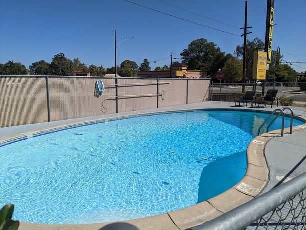 Imagen de la piscina del Hotel Cielo House Inn. Foto 17