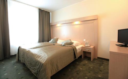 Imagen de la habitación del Hotel Cieplice. Foto 5