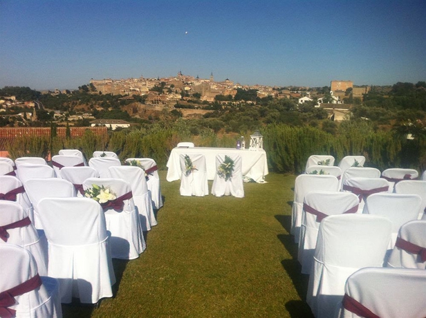 Imagen de los exteriores del Hotel Cigarral El Bosque. Foto 11