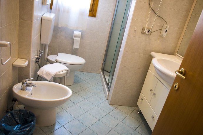 Imagen de la habitación del Hotel Cigno. Foto 7