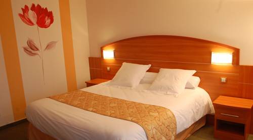 Imagen de la habitación del Hotel Cigoland. Foto 7