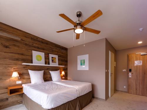 Imagen de la habitación del Hotel Cihelny Golf and Wellness Resort. Foto 7