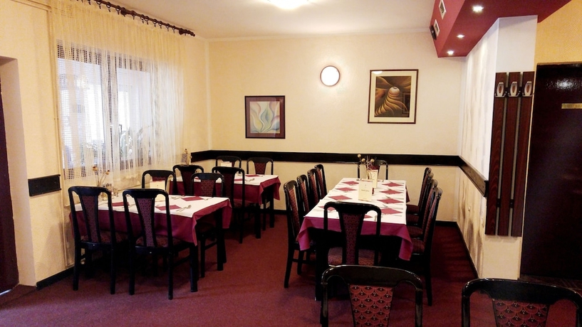 Imagen del bar/restaurante del Hotel Cile. Foto 8