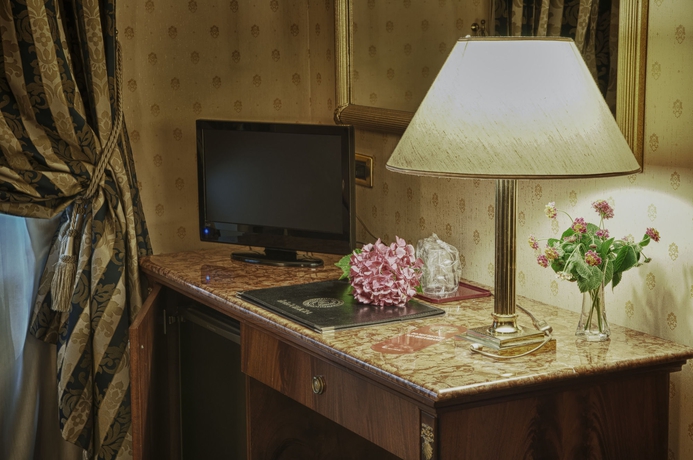 Imagen de la habitación del Hotel Cilicia. Foto 8