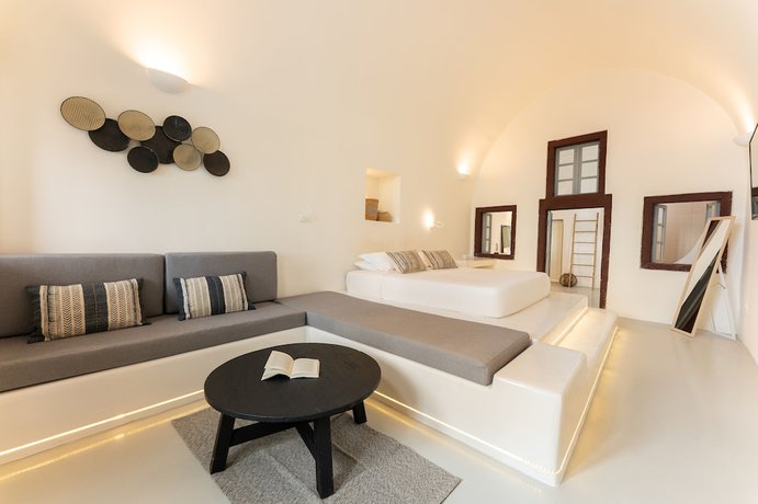 Imagen de la habitación del Hotel Cilon Suites Santorini. Foto 4