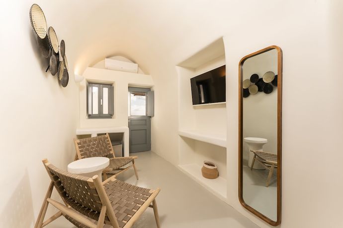 Imagen de la habitación del Hotel Cilon Suites Santorini. Foto 9