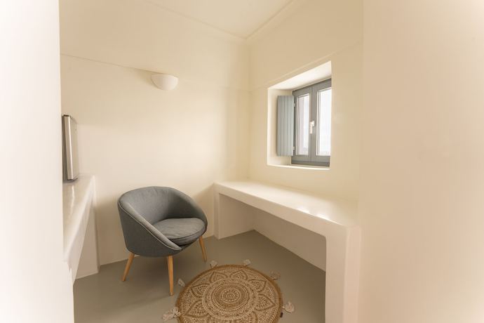 Imagen de la habitación del Hotel Cilon Suites Santorini. Foto 11
