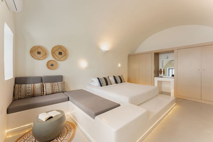 Imagen de la habitación del Hotel Cilon Suites Santorini. Foto 12