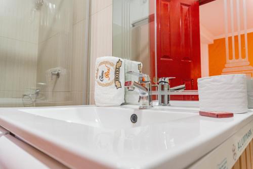 Imagen general del Hotel Cima Real. Foto 4