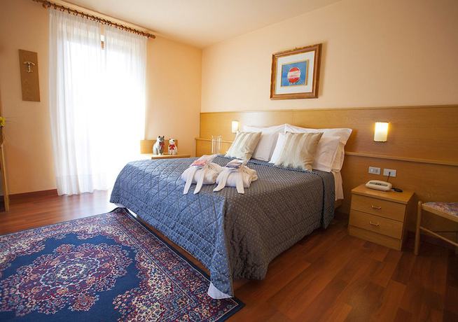 Imagen de la habitación del Hotel Cima Rosetta, Bw Signature Collection. Foto 18