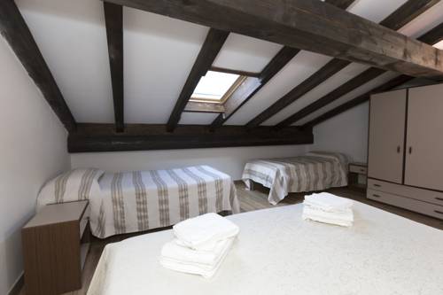 Imagen de la habitación del Hotel Cima Tosa. Foto 5
