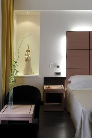 Imagen general del Hotel Cimarosa, N&aacute;poles. Foto 8