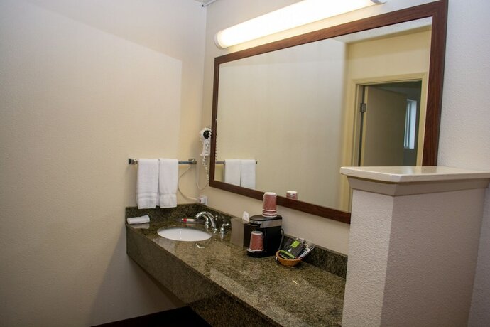 Imagen general del Hotel Cimarron Inn Klamath Falls. Foto 12