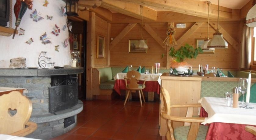 Imagen del bar/restaurante del Hotel Cime Bianche. Foto 2