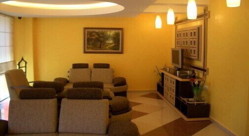 Imagen de los interiores del Hotel Cimenler. Foto 8