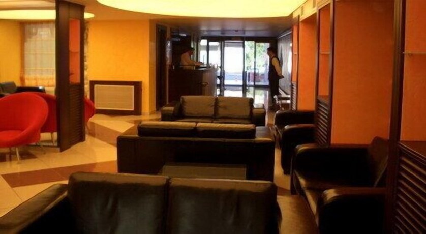 Imagen de los interiores del Hotel Cimenler. Foto 11