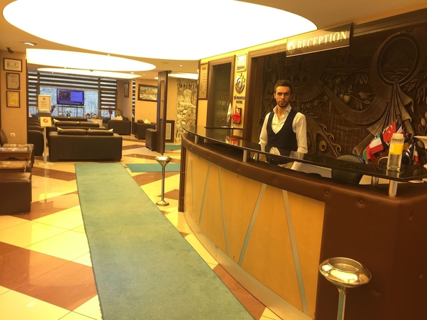 Imagen de los interiores del Hotel Cimenler Otel. Foto 11