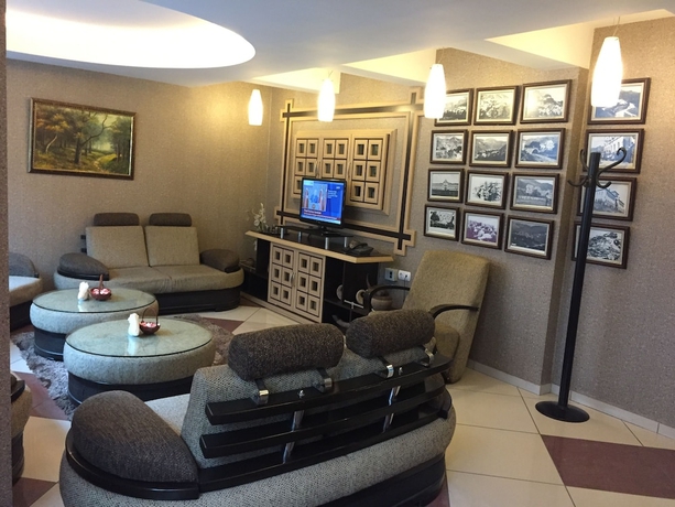 Imagen de los interiores del Hotel Cimenler Otel. Foto 12