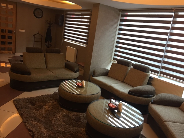 Imagen de los interiores del Hotel Cimenler Otel. Foto 13