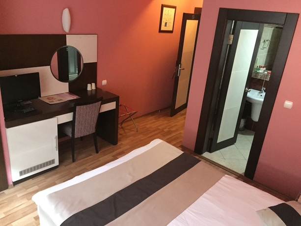 Imagen de la habitación del Hotel Cimenler Otel. Foto 10