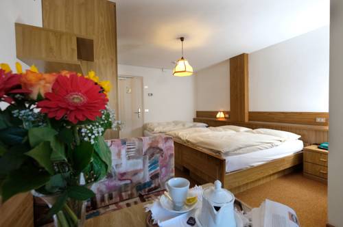 Imagen de la habitación del Hotel Cimon Dolomites, Predazzo. Foto 4