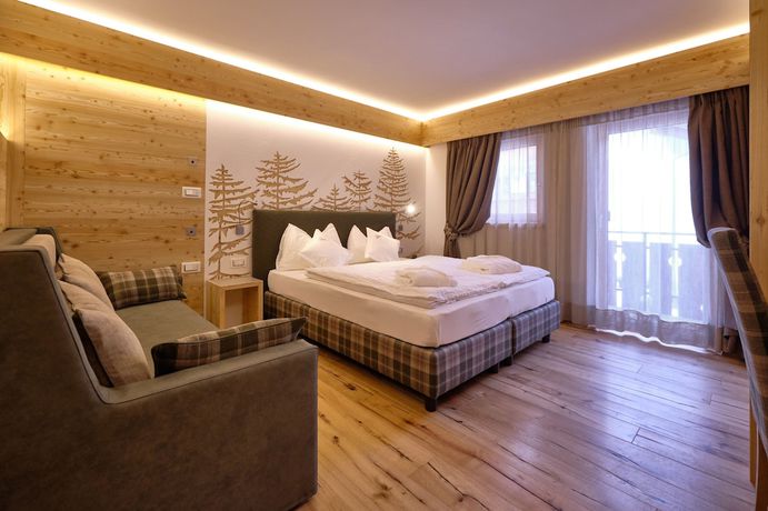 Imagen de la habitación del Hotel Cimon Dolomites, Predazzo. Foto 5
