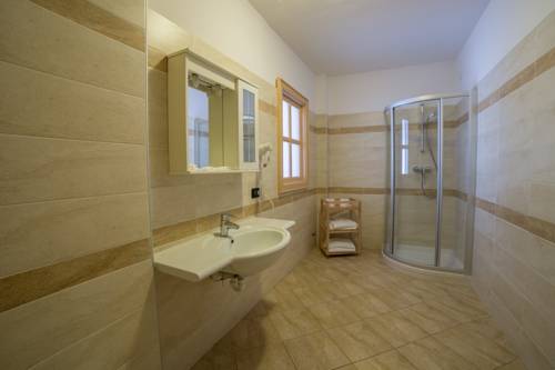 Imagen de la habitación del Hotel Cimone. Foto 4