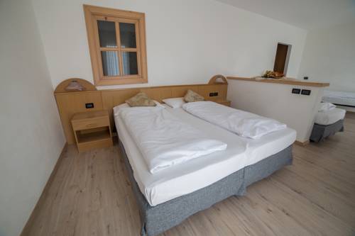 Imagen de la habitación del Hotel Cimone. Foto 6