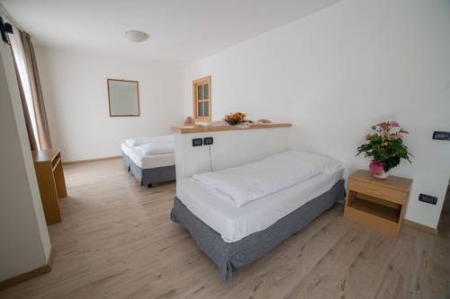 Imagen de la habitación del Hotel Cimone. Foto 7